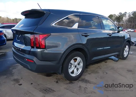 2022 Kia Sorento Lx z USA, uszkodzony, nr VIN 5XYRG4LC1NG155853